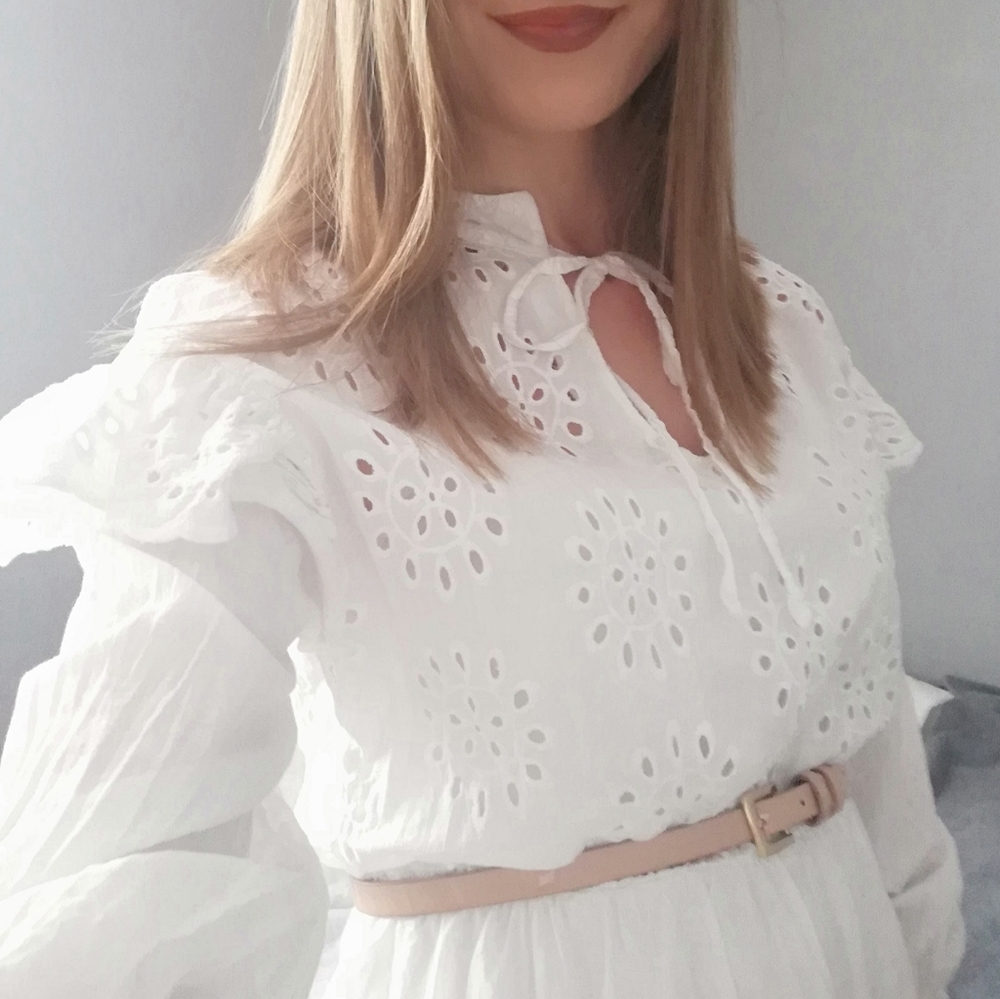 Lace eyelet white embroidered dress XS